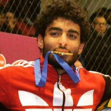 لاعب المصارعة محمود فوزي