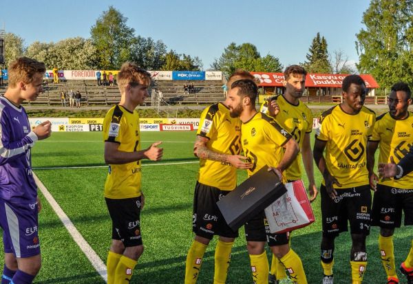 السعيد من لقاء الوداع