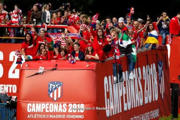 ?i=reuters%2f2018-05-18%2f2018-05-18t201209z_1739020145_rc1a3e407a40_rtrmadp_3_soccer-europa-final-celebrations_reuters