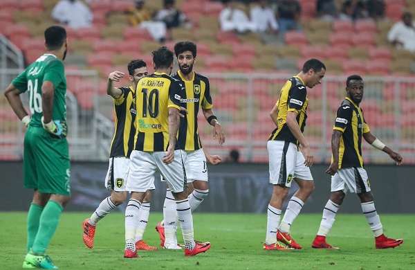 لاعبو الإتحاد