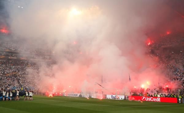 جماهير مارسيليا في نهائي الدوري الأوروبي