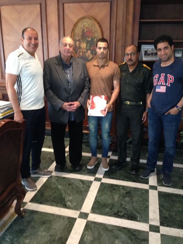 أحمد سامي يوقع للجيش