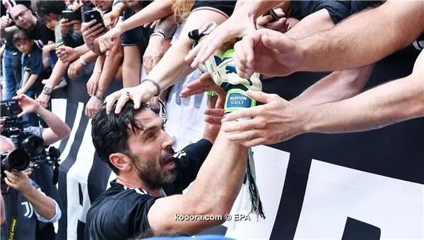 ?i=epa%2fsoccer%2f2018-05%2f2018-05-19%2f2018-05-19-06749583_epa
