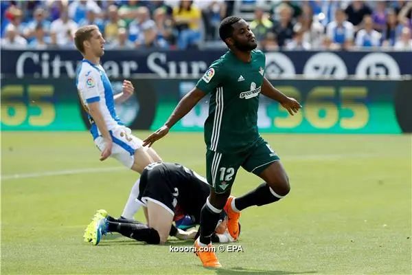 ?i=epa%2fsoccer%2f2018-05%2f2018-05-19%2f2018-05-19-06750023_epa