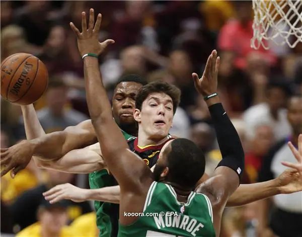 ?i=epa%2fbasketball%2f2018-05%2f2018-05-20-06751610_epa