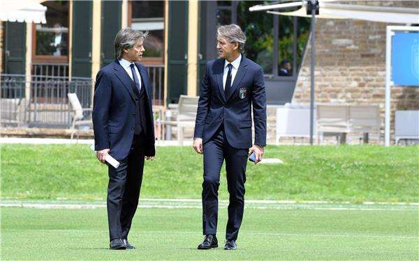 روبرتو مانشيني