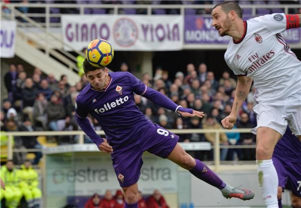 لقاء سابق بين الفريقين