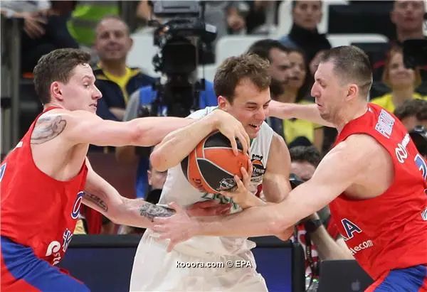 ?i=epa%2fbasketball%2f2018-05%2f2018-05-20-06752716_epa
