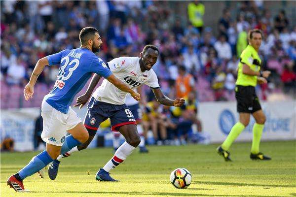 جانب من لقاء كروتوني ونابولي