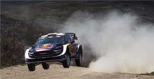 جانب من السباق