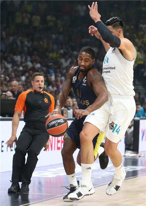 ?i=epa%2fbasketball%2f2018-05%2f2018-05-20-06752892_epa