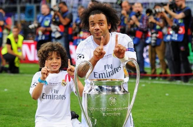 مارسيلو مع نجلة