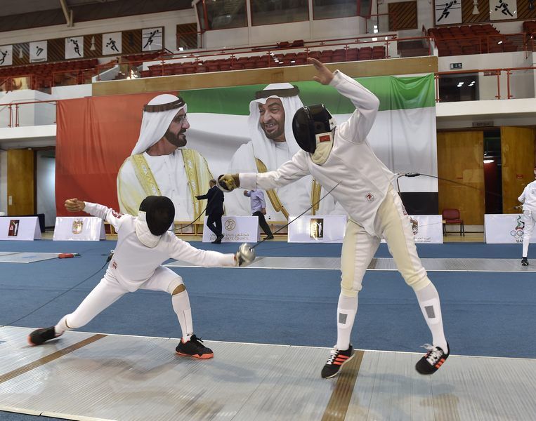 831