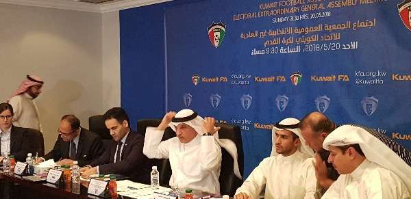 من الاجتماع