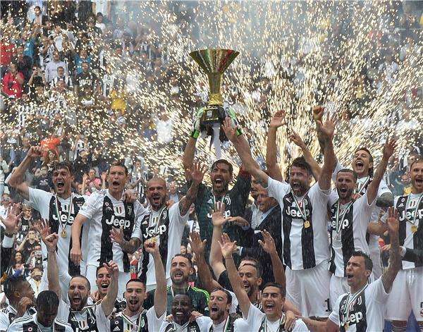 من تتويج يوفنتوس