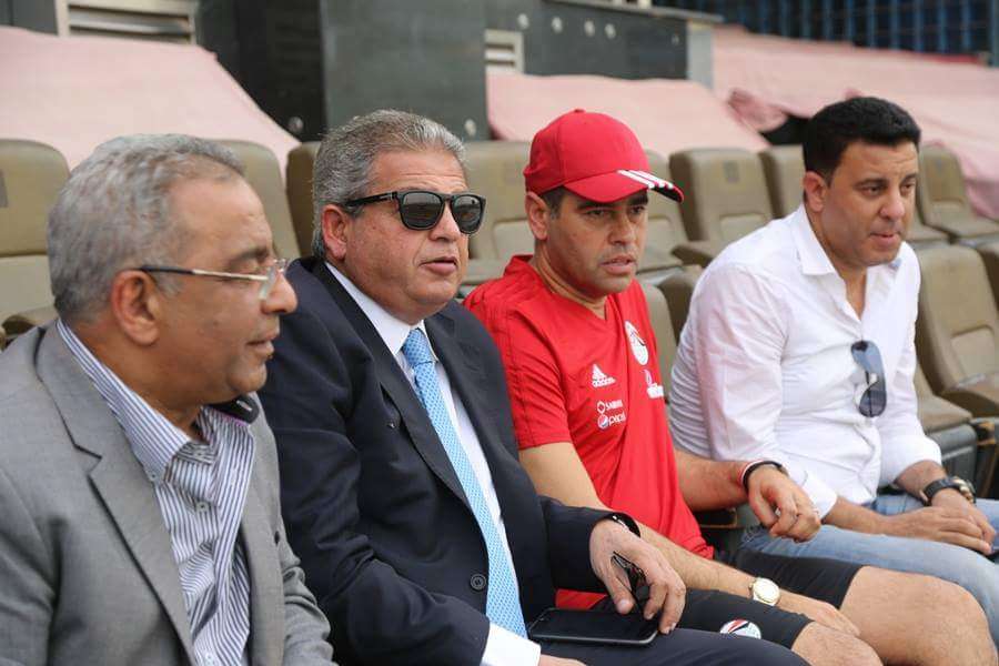 وزير الرياضة يتابع تدريب المنتخب المصري