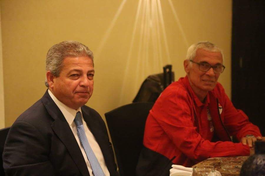 خالد عبد العزيز مع هيكتور كوبر