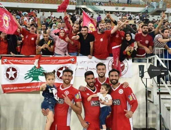  فرحة النجمة بعد التاهل 