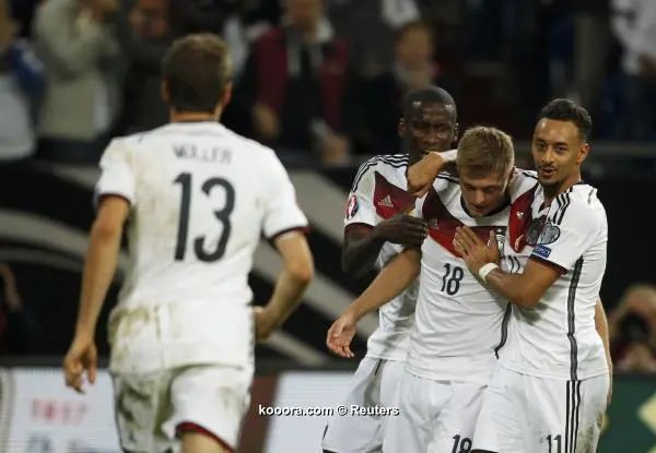 ?i=reuters%2f2014-10-14%2f2014-10-14t202212z_1179076872_lr1eaae1kkqkd_rtrmadp_3_soccer-euro_reuters