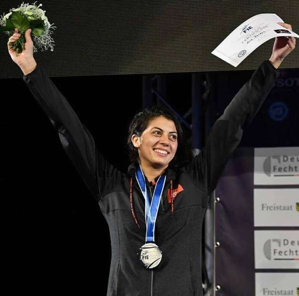 عزة بسباس تحمل آمال تونس 