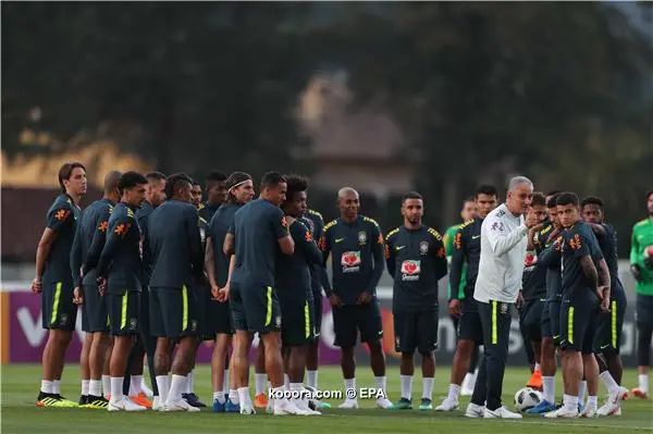 ?i=epa%2fsoccer%2f2018-05%2f2018-05-25%2f2018-05-25-06763803_epa
