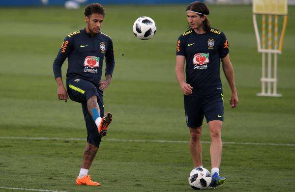 نيمار ولويس