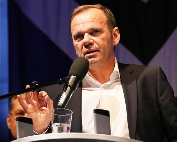 بيرند هوفمان