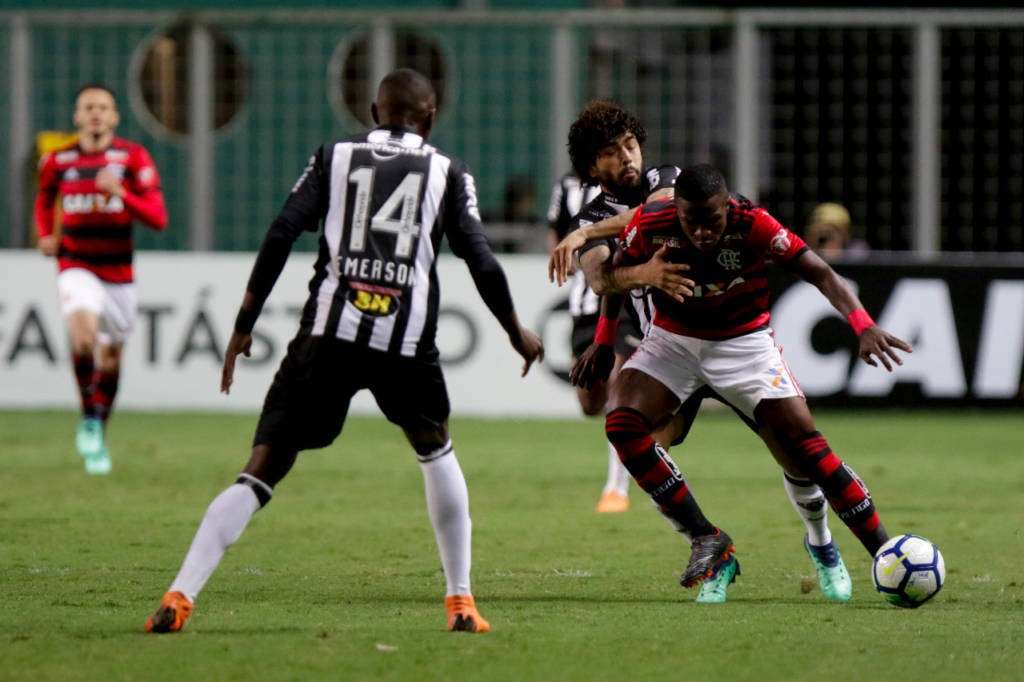 لقطة من المباراة