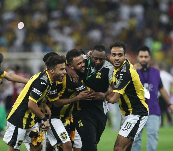 لاعبو اتحاد جدة