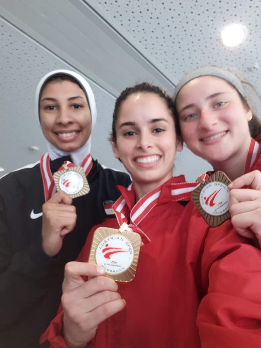 تتويج لاعبات مصر للتايكوندو