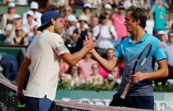 ?i=reuters%2f2018-05-27%2f2018-05-27t154755z_1445956630_rc15495cd740_rtrmadp_3_tennis-frenchopen_reuters