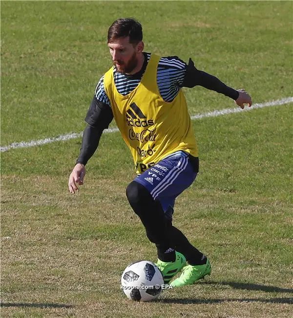 ?i=epa%2fsoccer%2f2018-05%2f2018-05-27%2f2018-05-27-06767515_epa
