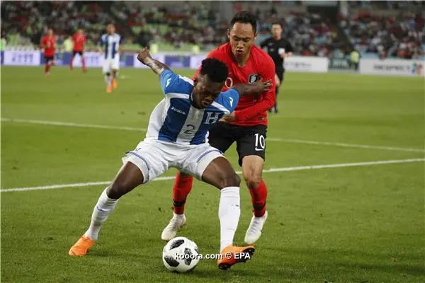 ?i=epa%2fsoccer%2f2018-05%2f2018-05-28%2f2018-05-28-06768870_epa