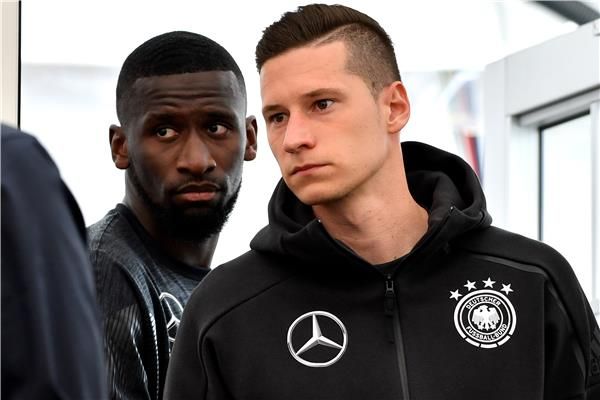  يوليان دراكسلر