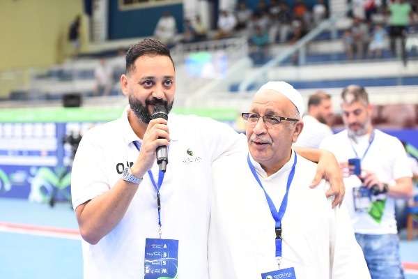 جانب من الدورة