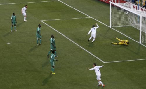 2010-06-17t150152z_01_wcb126_rtridsp_3_soccer-world_reuters