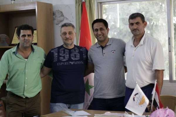 خلف مع مسؤولي الساحل