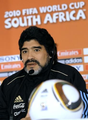 2010-06-16t103336z_01_ema03_rtridsp_3_soccer-world_reuters