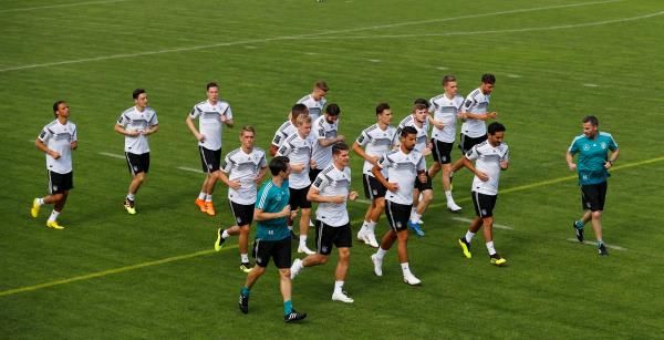 2018-05-25t152249z_607801058_rc1e6bcdd520_rtrmadp_3_soccer-worldcup-ger_reuters