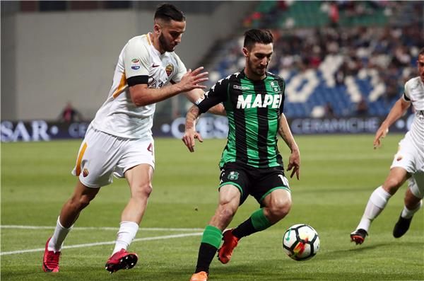 كوستاس مانولاس	