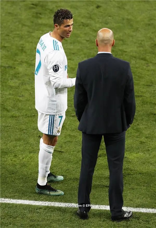 ?i=epa%2fsoccer%2f2018-05%2f2018-05-26%2f2018-05-26-06765620_epa