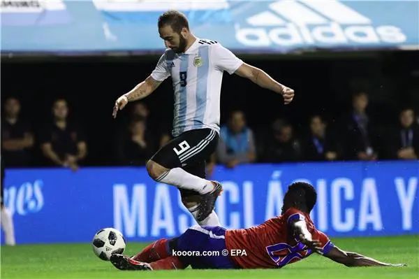 ?i=epa%2fsoccer%2f2018-05%2f2018-05-30%2f2018-05-30-06772142_epa