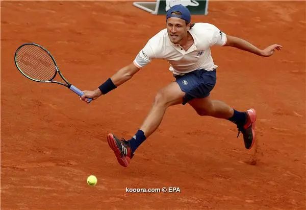 ?i=epa%2ftennis%2f2018-05%2f2018-05-30-06774190_epa