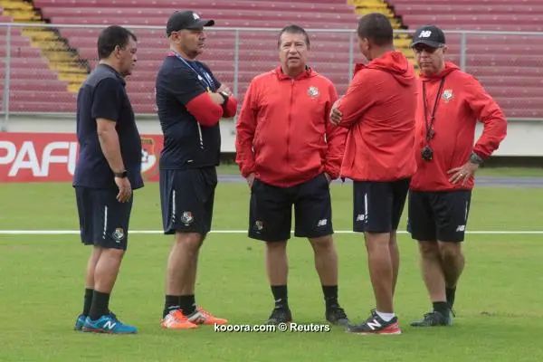 ?i=reuters%2f2018-05-16%2f2018-05-16t204833z_1617631394_rc1e65b1fab0_rtrmadp_3_soccer-worldcup-pan-training_reuters