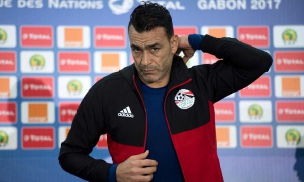 عصام الحضري