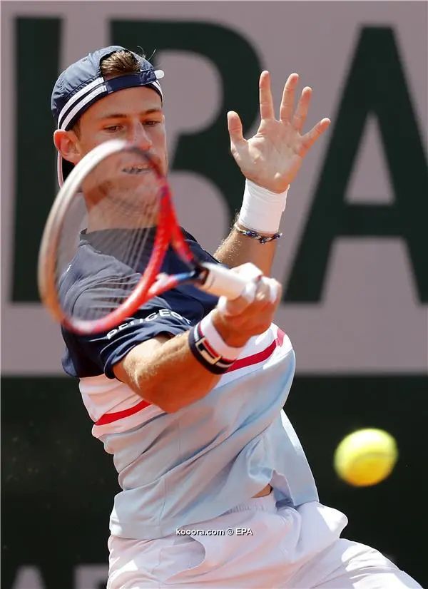 ?i=epa%2ftennis%2f2018-06%2f2018-06-02-06780075_epa