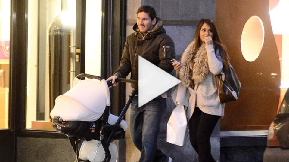 ليونيل ميسي مع زوجته