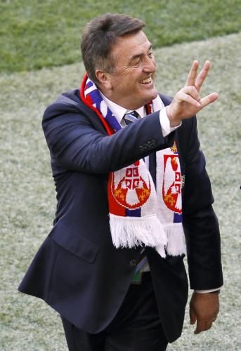 2010-06-18t133501z_01_wca264_rtridsp_3_soccer-world_reuters