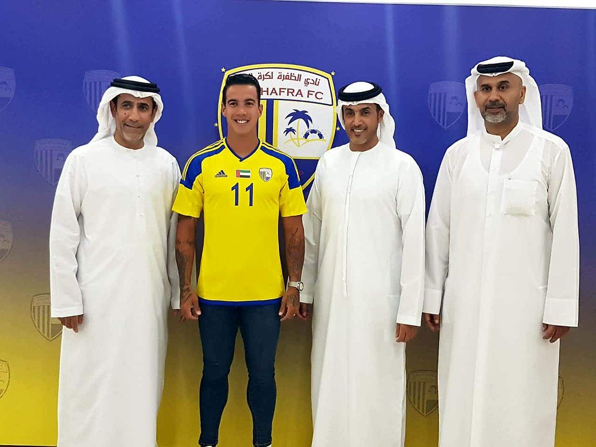 من تقديم اللاعب