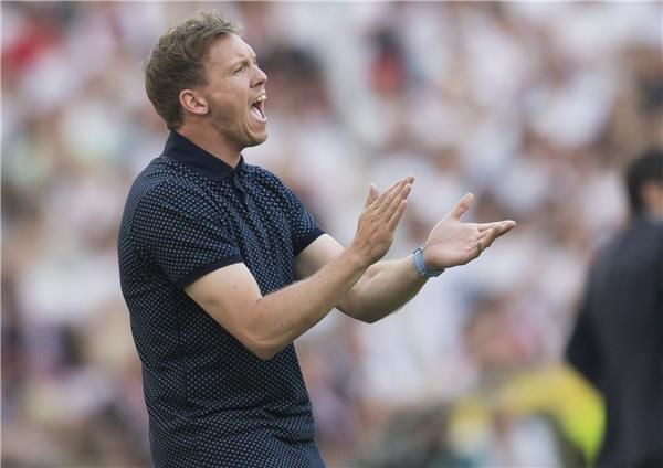 جوليان ناجلسمان